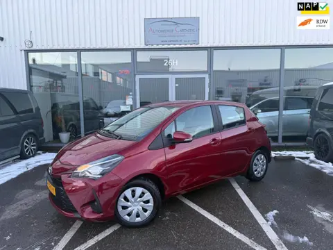 Toyota Yaris 1.5 VVT-i Aspiration NAVI | CAMERA | CRUISE CONTROL| CLIMATE CONTROL | NAP | APK |