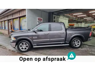 Dodge Ram 1500 5.7 V8 4x4 Quad Cab 6'4 Laramie LPG