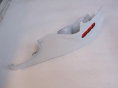 Cowl left rear Suzuki GSX R 600 2006 - 2007