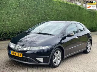 Honda Civic 1.8 RIJDT NIEUW/AIRCO KOUD/GOED ONDERHOUDEN/6BAK