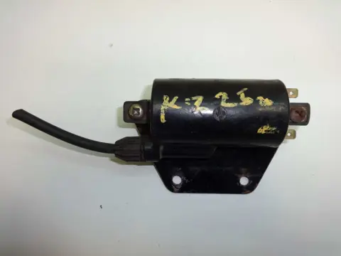 BOBINE Kawasaki Z 250 1980 - 1983
