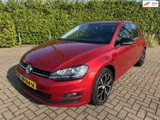 Volkswagen Golf 1.4 TSI Highline R-line Zeer nette Golf Nieuwe apk en grote beurt