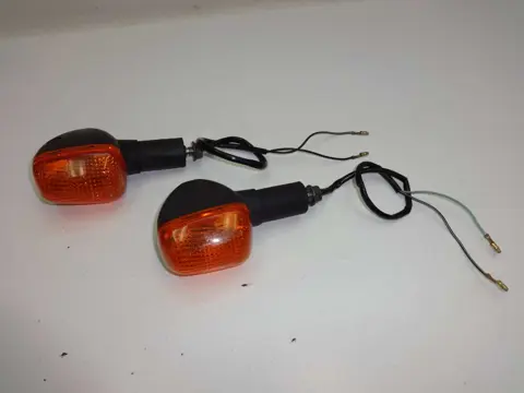 KNIPPERLICHT LINKS VOOR Suzuki GS 500 E 2001 - 2003