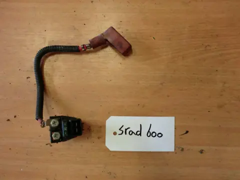 STARTMOTORRELAIS Suzuki GSX R 600 1995 - 2000