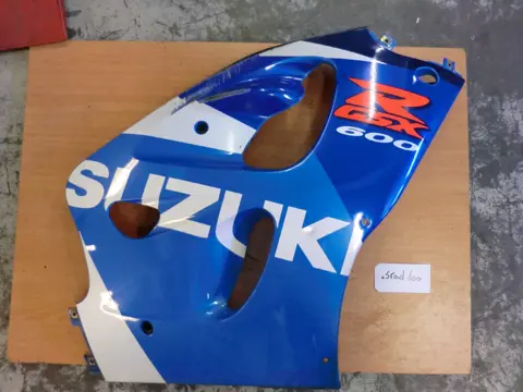 RECHTER ZIJKUIP Suzuki GSX R 600 1995 - 2000