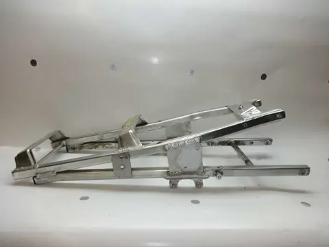 ACHTER SUBFRAME Honda CBR 900 RR 1992 - 1993