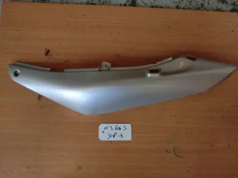 LINKER ACHTERKANT Yamaha XJ 600 Diversion 1997 - 2001