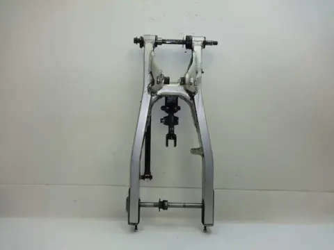 ACHTER BRUG Suzuki GSX 750 1984 - 1986