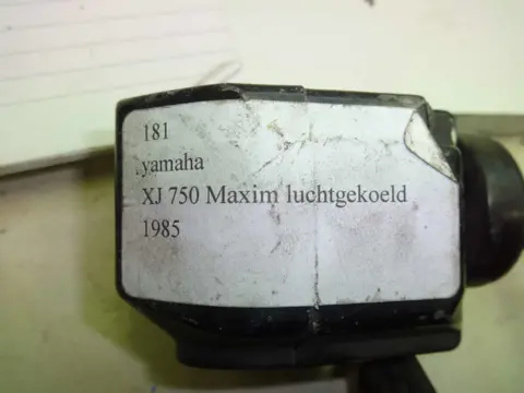 STUURSCHAKELAAR LINKS Yamaha XJ 700 1985 - 1990