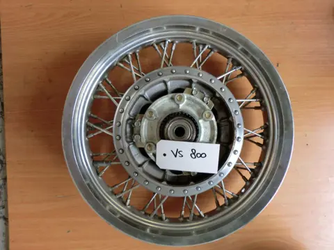 ACHTER VELG Suzuki VS 800 Intruder 1992 - 2000