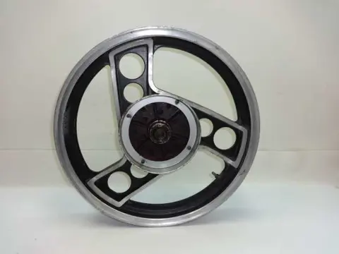 ACHTER VELG Yamaha XJ 750 1982 - 1984