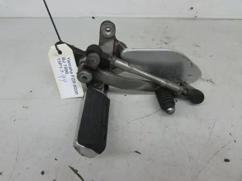 LINKER SCHETSPLAAT Yamaha FZR 600 1994 - 1996