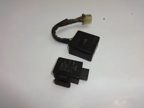 RELAIS Honda VT 500 1983 - 1986