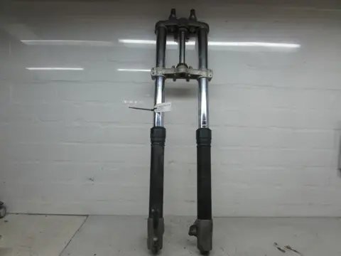 VOORPOTEN COMPLEET Cagiva G 600 W 1999 - 2000