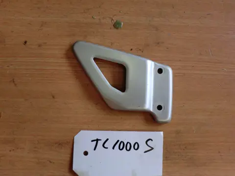 RECHTER SCHETSPLAAT Suzuki TL 1000 1996 - 2001