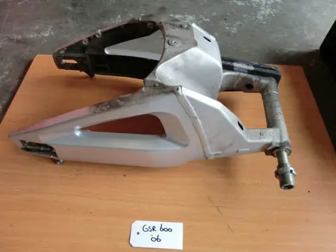 ACHTER BRUG Suzuki GSR 600 2006 - 2009