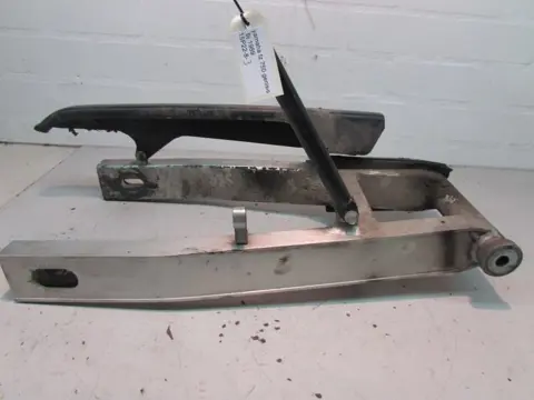 ACHTER BRUG Yamaha FZ 750 1985 - 1991