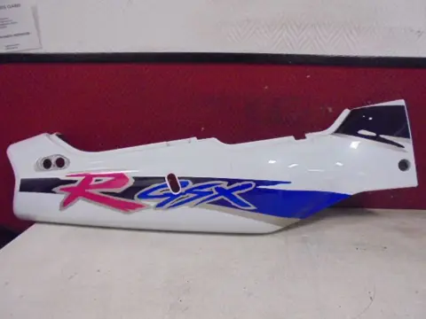 RECHTER ACHTERKANT Suzuki GSX R 1100 1993 - 1994