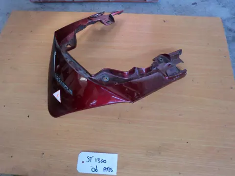 ACHTERKUIPDEEL Honda ST 1300 Pan European 2002 - 2014