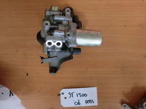 ABS POMP Honda ST 1300 Pan European 2002 - 2014