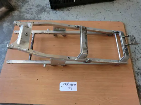 ACHTER SUBFRAME Honda CBR 900 RR 1992 - 1993