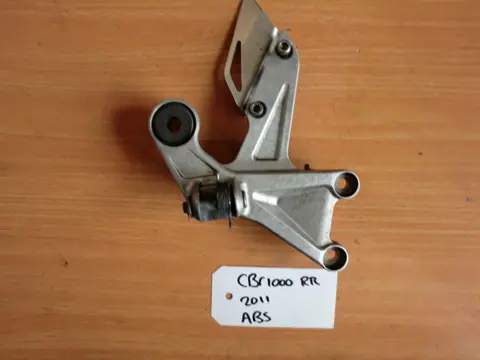 RECHTER SCHETSPLAAT Honda CBR Fireblade 2008 - 2011