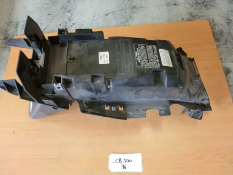 ACHTER SPATBORD Honda CB 500 1990 - 2009