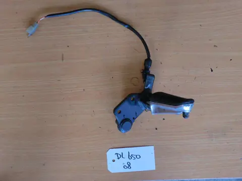 RECHTER SCHETSPLAAT Suzuki DL 650 V STROM 2003 - 2011