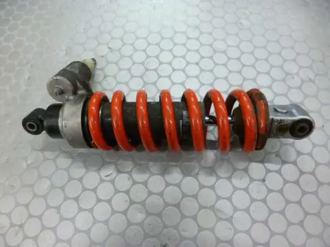 ACHTER SCHOKBREKER Triumph Sprint ST 955 1999 - 2005