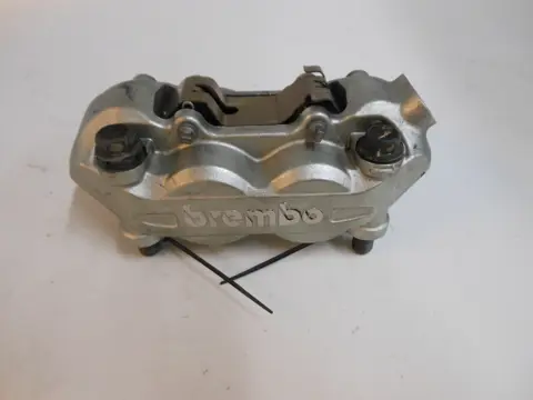 REMKLAUW RECHTS VOOR Ducati monster 796 2011 - 2014