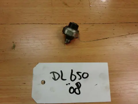 OLIEPOMP Suzuki DL 650 V STROM 2003 - 2011