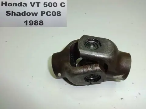 CARDAN KRUISKOPPELING Honda VT 500 1983 - 1986