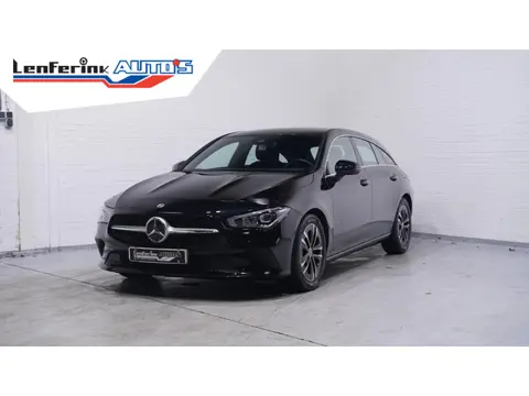 Mercedes-Benz CLA-klasse Shooting Brake 180 Business Line NAP 1e eigen. LED-verlichting 17"-lichtmet