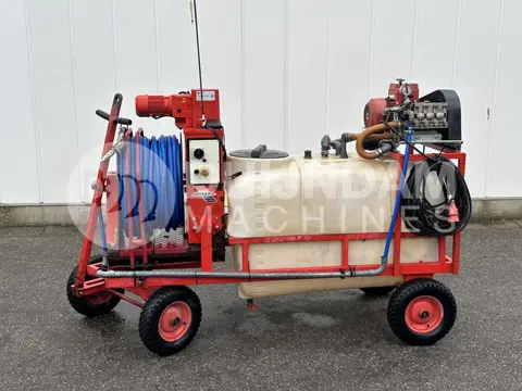 Brinkman Ripa spuitwagen 550 liter met elektrische haspel