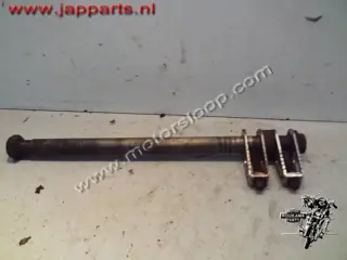 Honda VT750C(RC44) achterwiel as