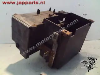 Honda VT750C(RC44) Accubak