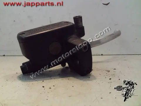 Honda VT750C(RC44) Rempomp voor