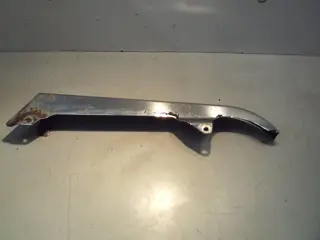 Honda VT750C(RC44) Kettingscherm