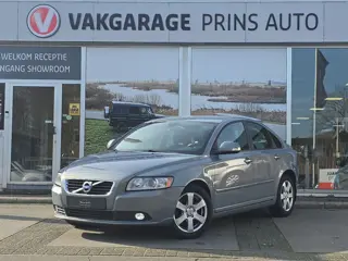 Volvo S40 2.0 D3 Momentum |TREKHAAK|AIRCO|VOLL. ONDERH|ORG.NL|NAP| 3144