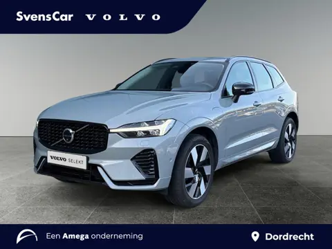 Volvo XC60 2.0 T6 Plug-in hybrid AWD Ultra Dark | Trekhaak | Panoramadak | Stoelverwarming | Head-up