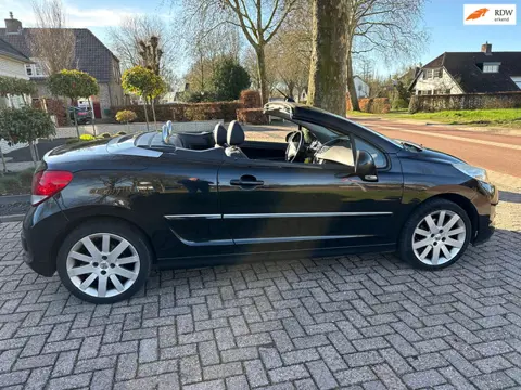 Peugeot 207 CC 1.6 VTi Griffe