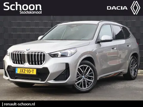 BMW X1 sDrive18i M-sport Automaat | Sportstoelen | Camera | Stoelverwarming | Carplay | Elek. Klep