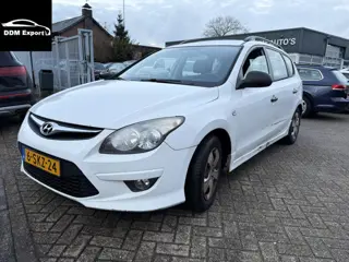 Hyundai I30 CW 1.6 CRDI DYNAMIC | Airco | Trekhaak |