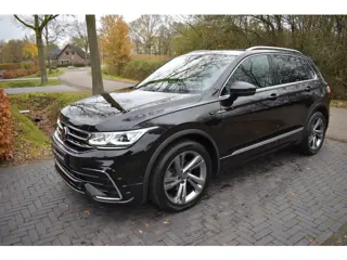 Volkswagen Tiguan 1.5 TSI R-Line '21 LEER, PANO, TREKH, ACC, NIEUWSTAAT!