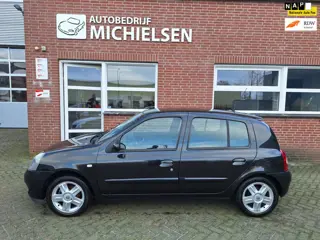 Renault Clio 1.2-16V Campus. Nieuwe koppeling