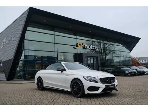 Mercedes-Benz C-klasse Cabrio C43 AMG 367pk 4MATIC Airscarf CommandOnline Led Intelligent Stoelverwa
