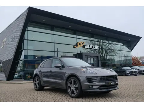 Porsche Macan S 3.0 D 258pk Panoramadak Bose Luchtvering Sport chrono Sportuitlaat Lane assist 20" L