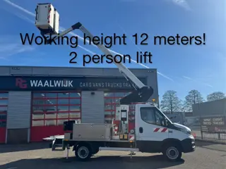 Iveco Daily 35S14 200 kg 2 persoonslift , incl testrapport diëlektrische test 12 Meter