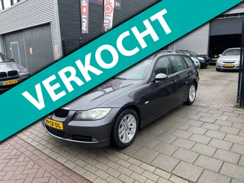 BMW 3-serie Touring 320i High Executive Trekhaak Airco PDC NAP APK