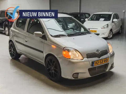 Toyota Yaris 1.3 VVT-i S-Line (bj 2006)